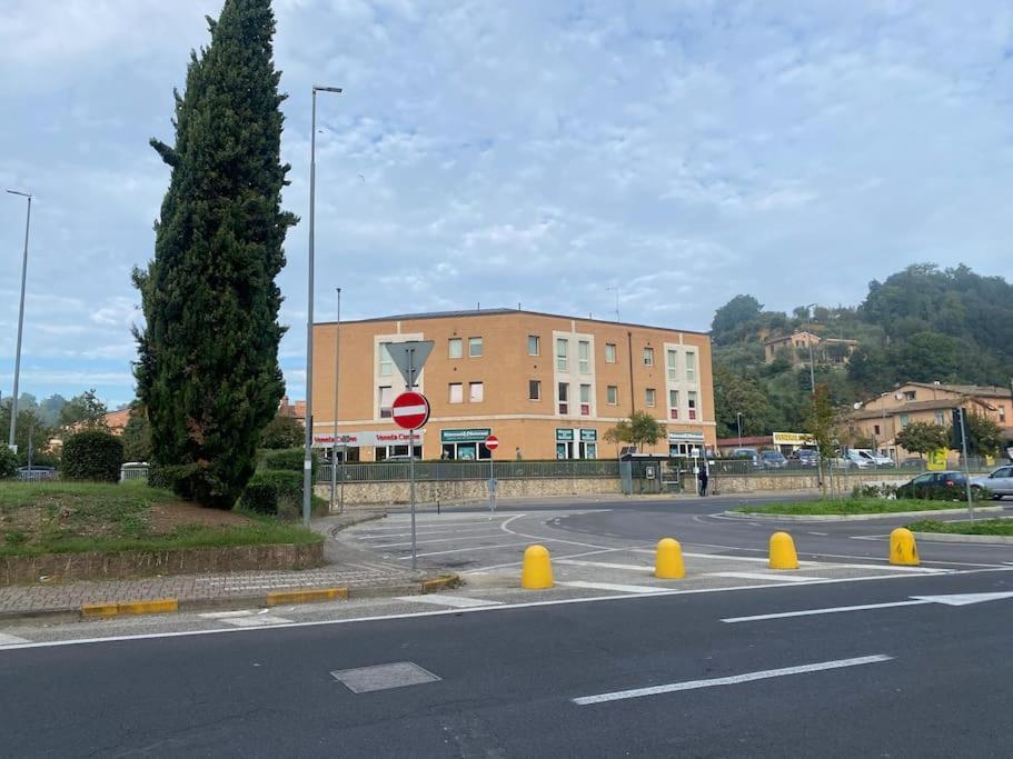 Apartment In Siena With Private Parking Exterior photo